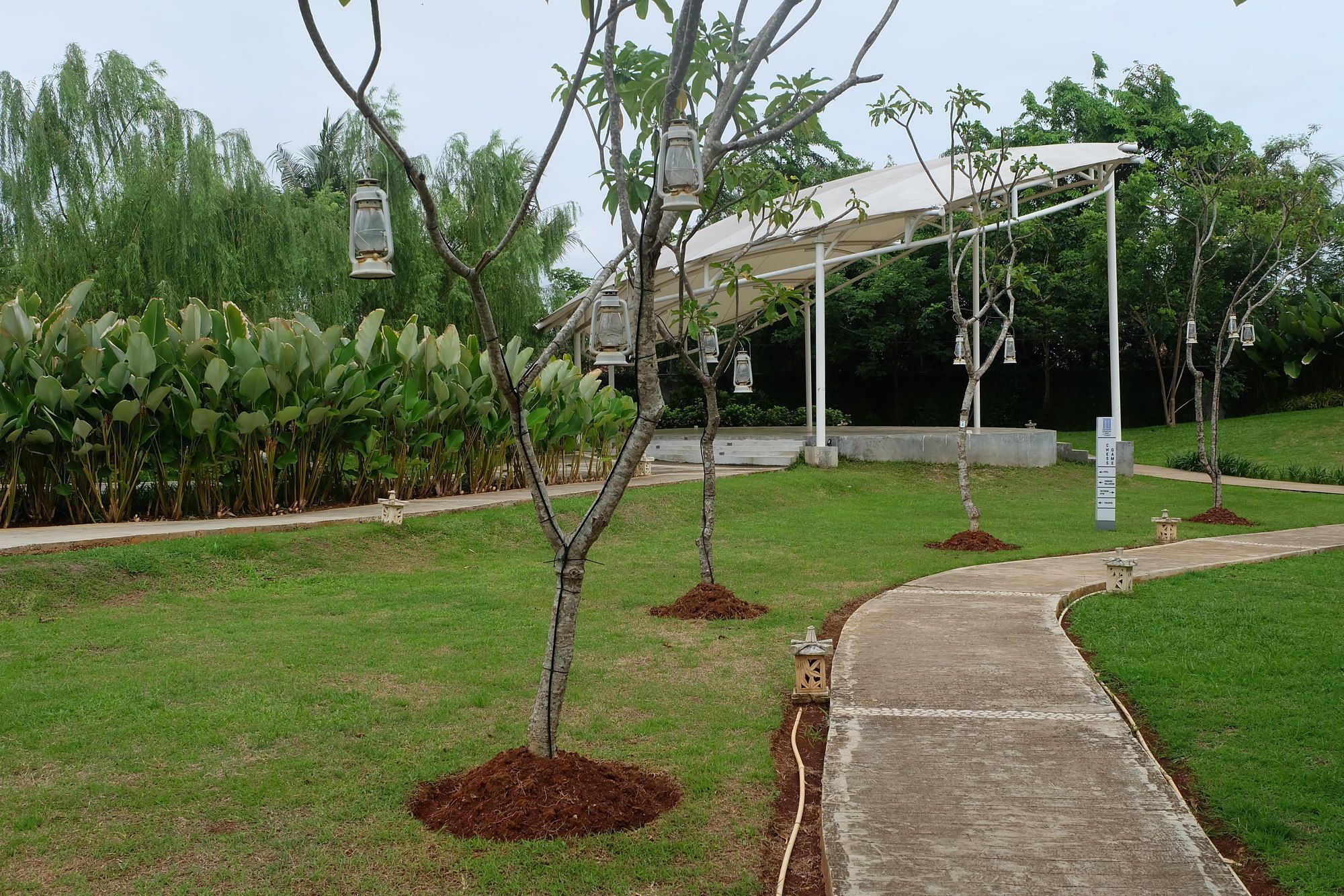 Akshaya Hotel Karawang Exterior photo